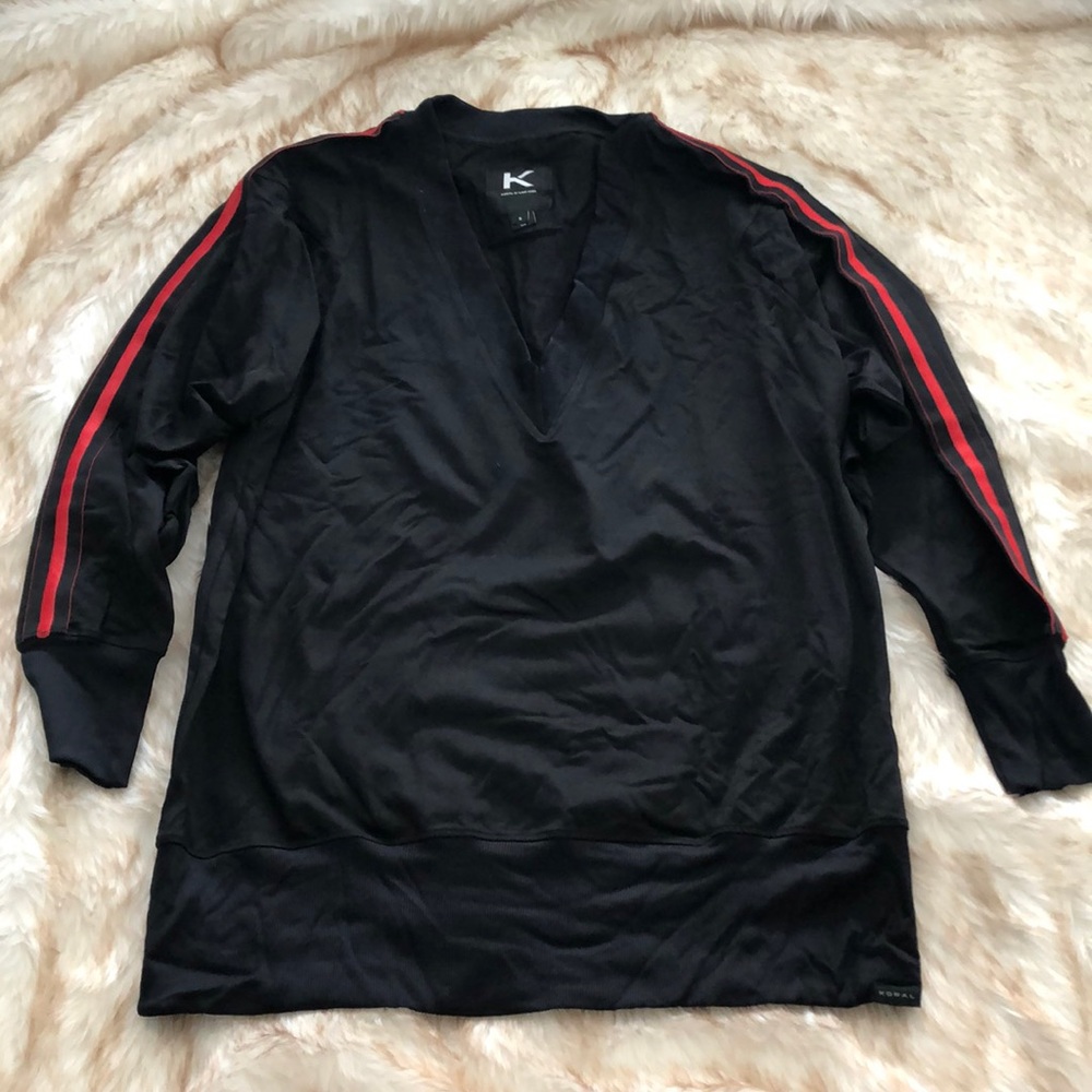 Sporty V neck sweatshirt